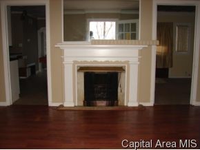 2629 South 11th Street Springfield, IL 62703 - Photo 3 of 12 Gallery Image 3
