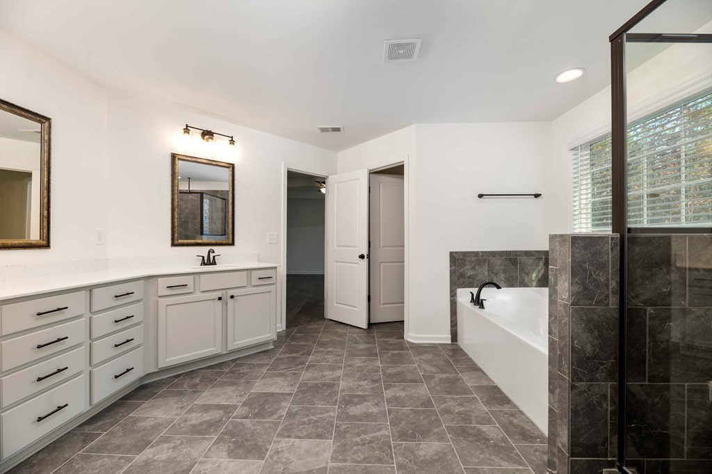 1159 James Way Fortson, GA 31808 - Photo 23 of 48 Primary Bath