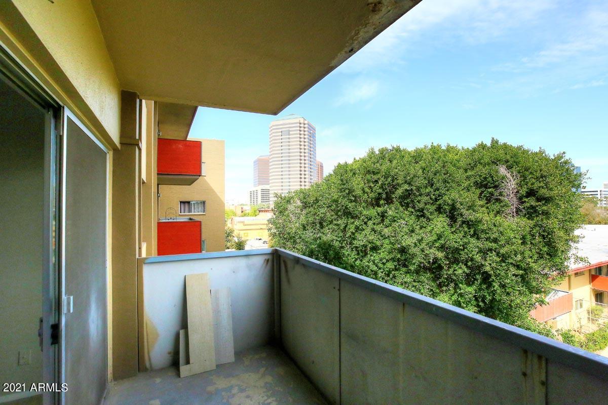 353 East Thomas Road, Unit C406 Phoenix, AZ 85012 - Photo 25 of 31 Covered Balcony2