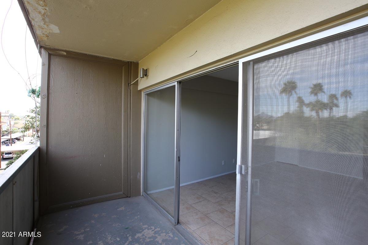 353 East Thomas Road, Unit C406 Phoenix, AZ 85012 - Photo 6 of 31 Covered Balcony