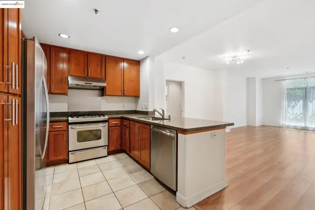 $455,000 | 423 7th Street, Unit 115, Oakland, CA 94607