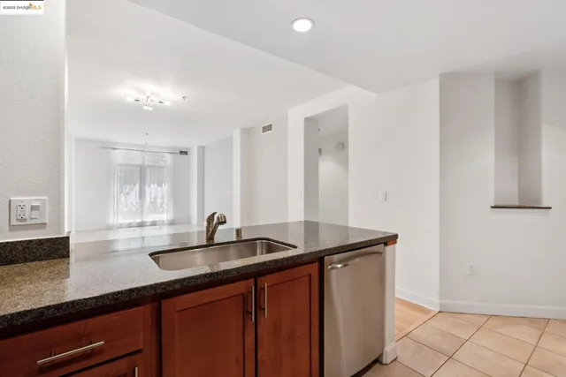 $455,000 | 423 7th Street, Unit 115, Oakland, CA 94607