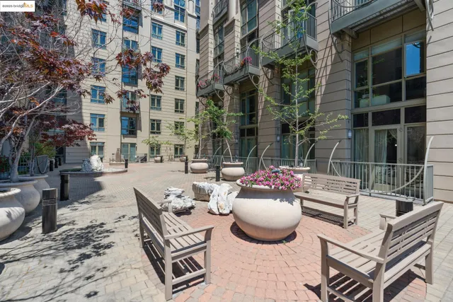 $455,000 | 423 7th Street, Unit 115, Oakland, CA 94607