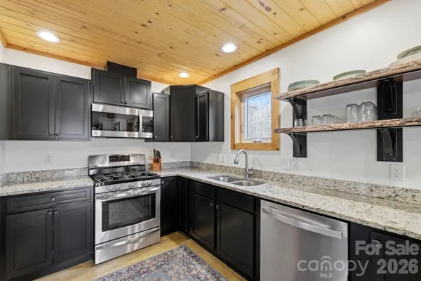 $639,000 | 14 Sunny Hollow Lane, Fairview, NC 28730