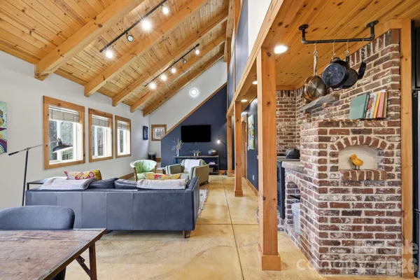 $639,000 | 14 Sunny Hollow Lane, Fairview, NC 28730