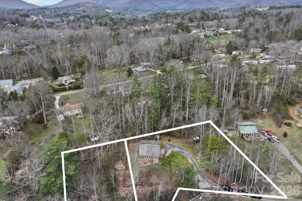 $639,000 | 14 Sunny Hollow Lane, Fairview, NC 28730