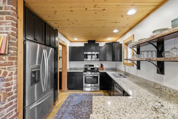 $639,000 | 14 Sunny Hollow Lane, Fairview, NC 28730