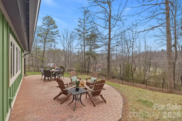$639,000 | 14 Sunny Hollow Lane, Fairview, NC 28730