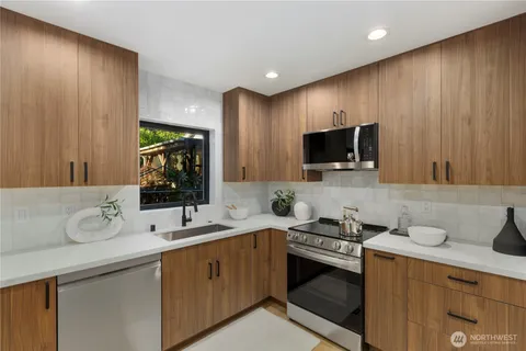 $775,000 | 8823 Dibble Avenue Northwest, Seattle, WA 98117
