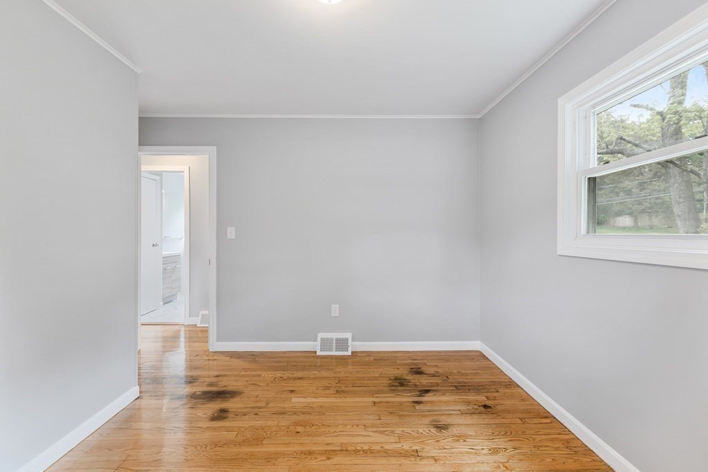 29 Riley Road Northborough, MA 01532 - Photo 12 of 24 Gallery Image 12