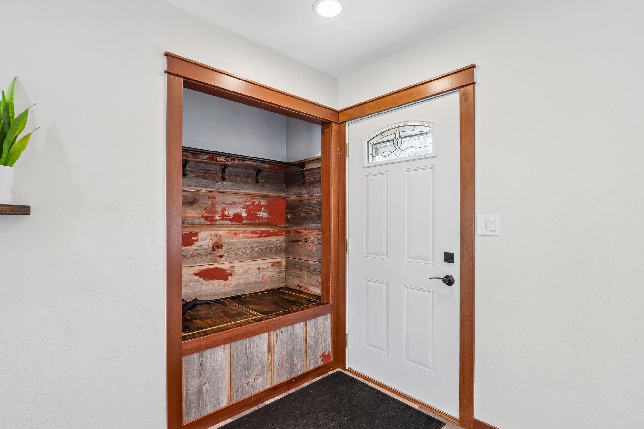 6 Green Ridge Court Madison, WI 53704 - Photo 11 of 50