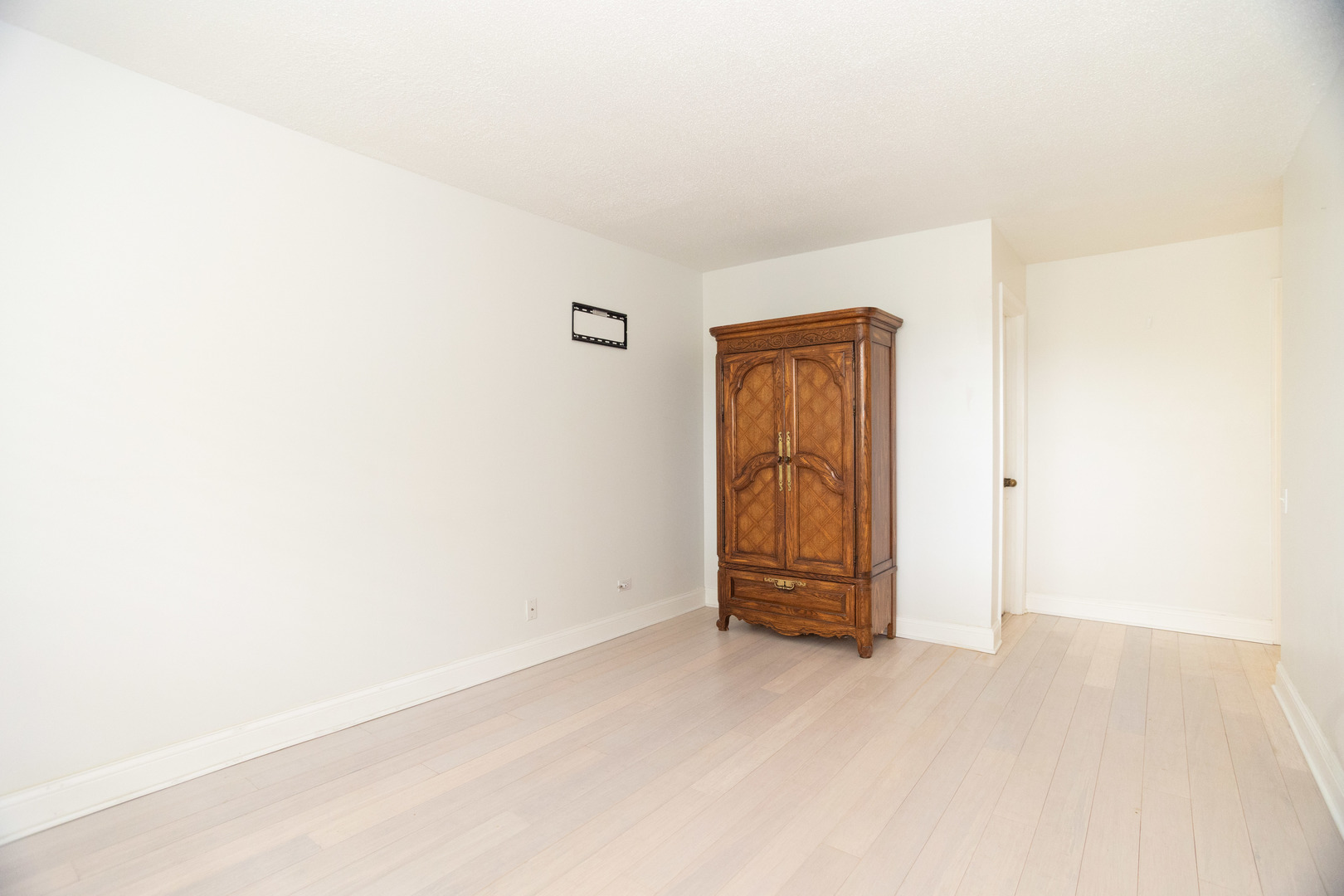 2 South Atrium Way, Unit 208 Elmhurst, IL 60126 - Photo 16 of 26