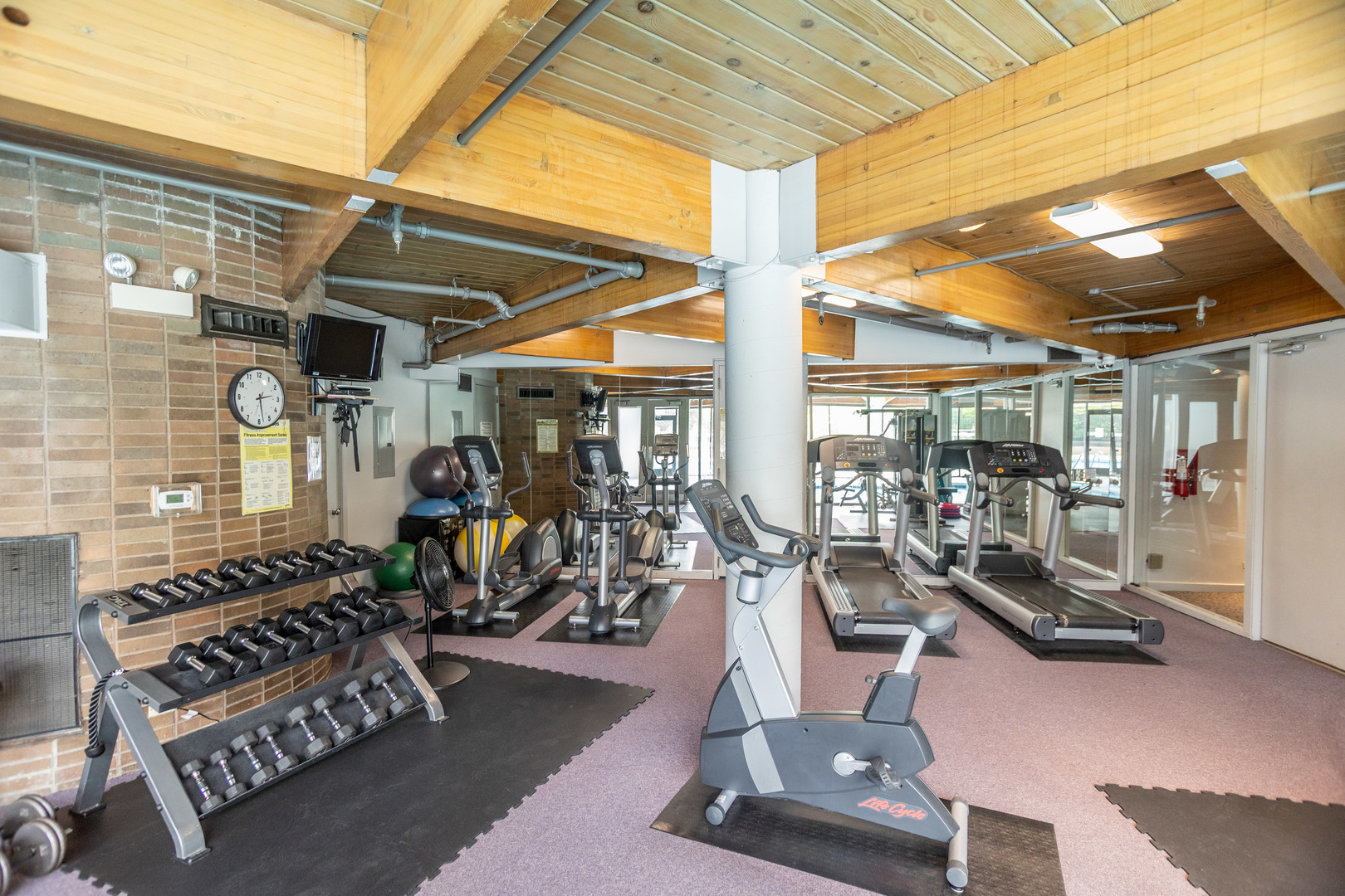 2 South Atrium Way, Unit 208 Elmhurst, IL 60126 - Photo 23 of 26