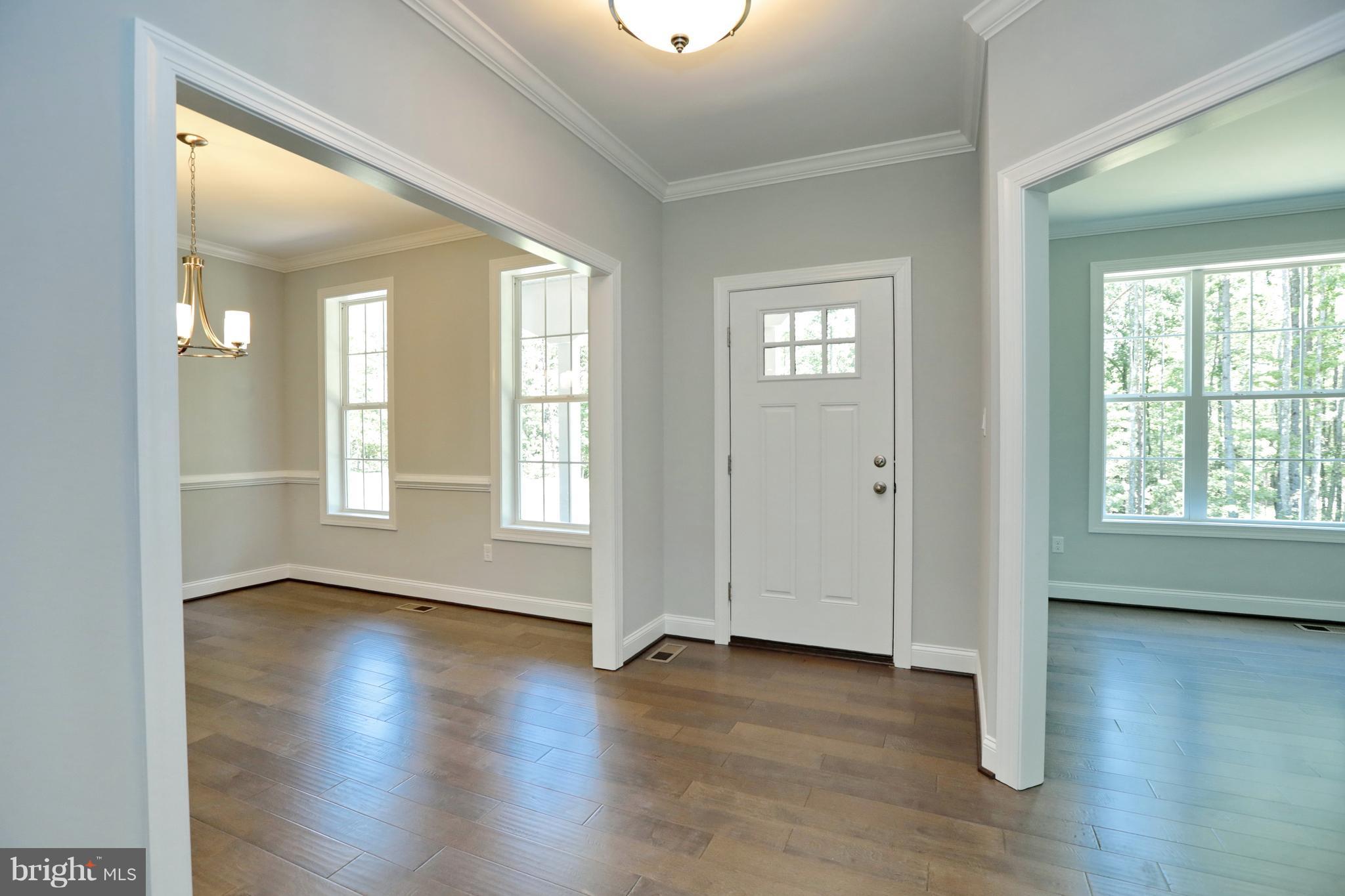 10275 South Faulkner Road Faulkner, MD 20632 - Photo 11 of 30 Interior (General)