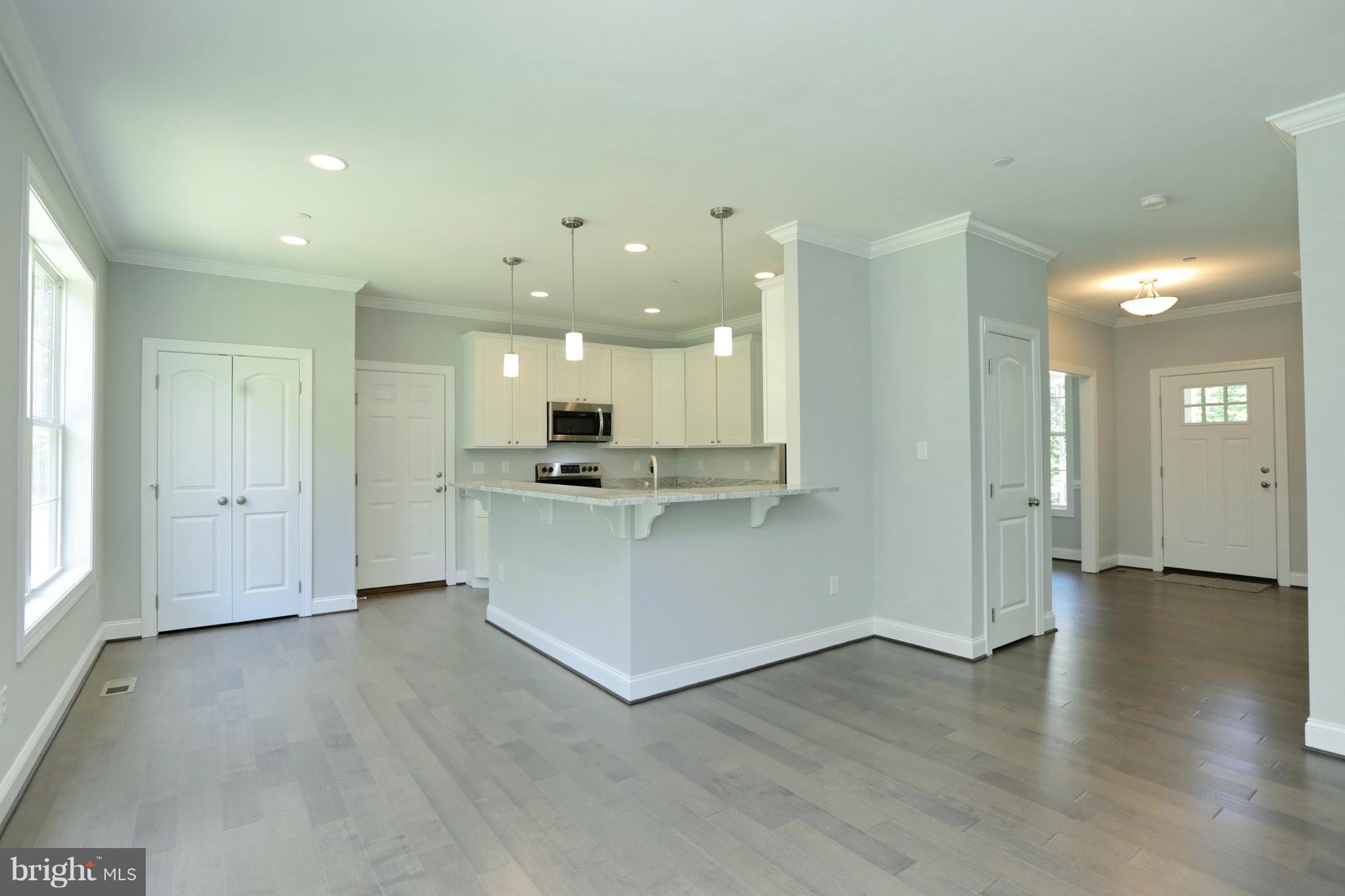 10275 South Faulkner Road Faulkner, MD 20632 - Photo 10 of 30 Kitchen