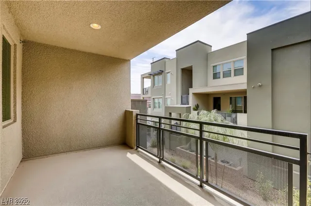$2,200 | 11231 Hidden Peak Avenue, Unit 207, Las Vegas, NV 89135