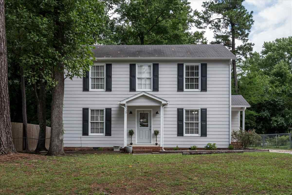 3729 Summer Place Raleigh, NC 27604 - Photo 2 of 26 Photo 2