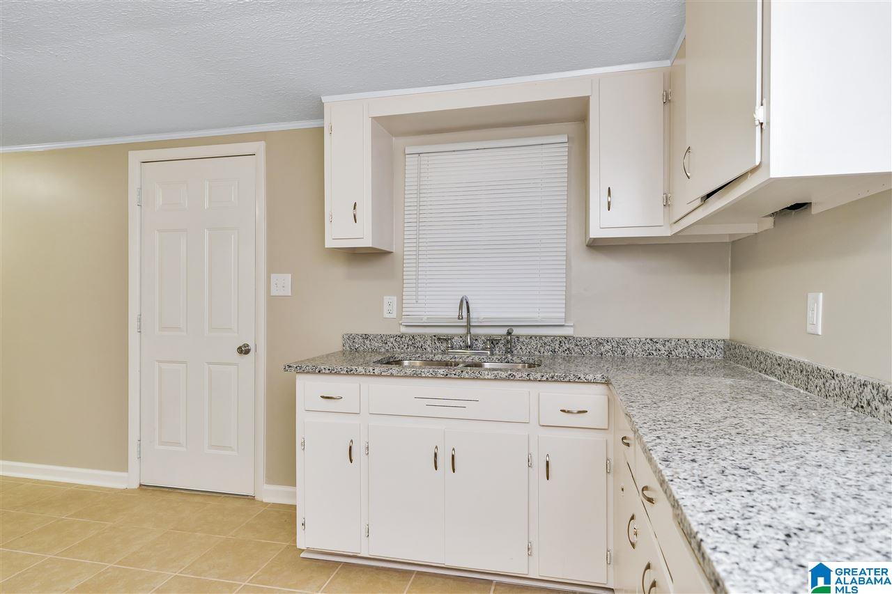 1415 Stella Lockard Road Cordova, AL 35550 - Photo 4 of 10