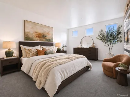 $538,888 | 220 Roslyn Street, Unit 706, Denver, CO 80230