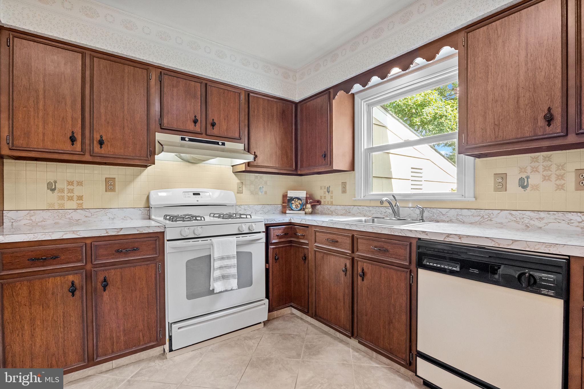 114 Highspire Road Richboro, PA 18954 - Photo 7 of 33 Gallery Image 7