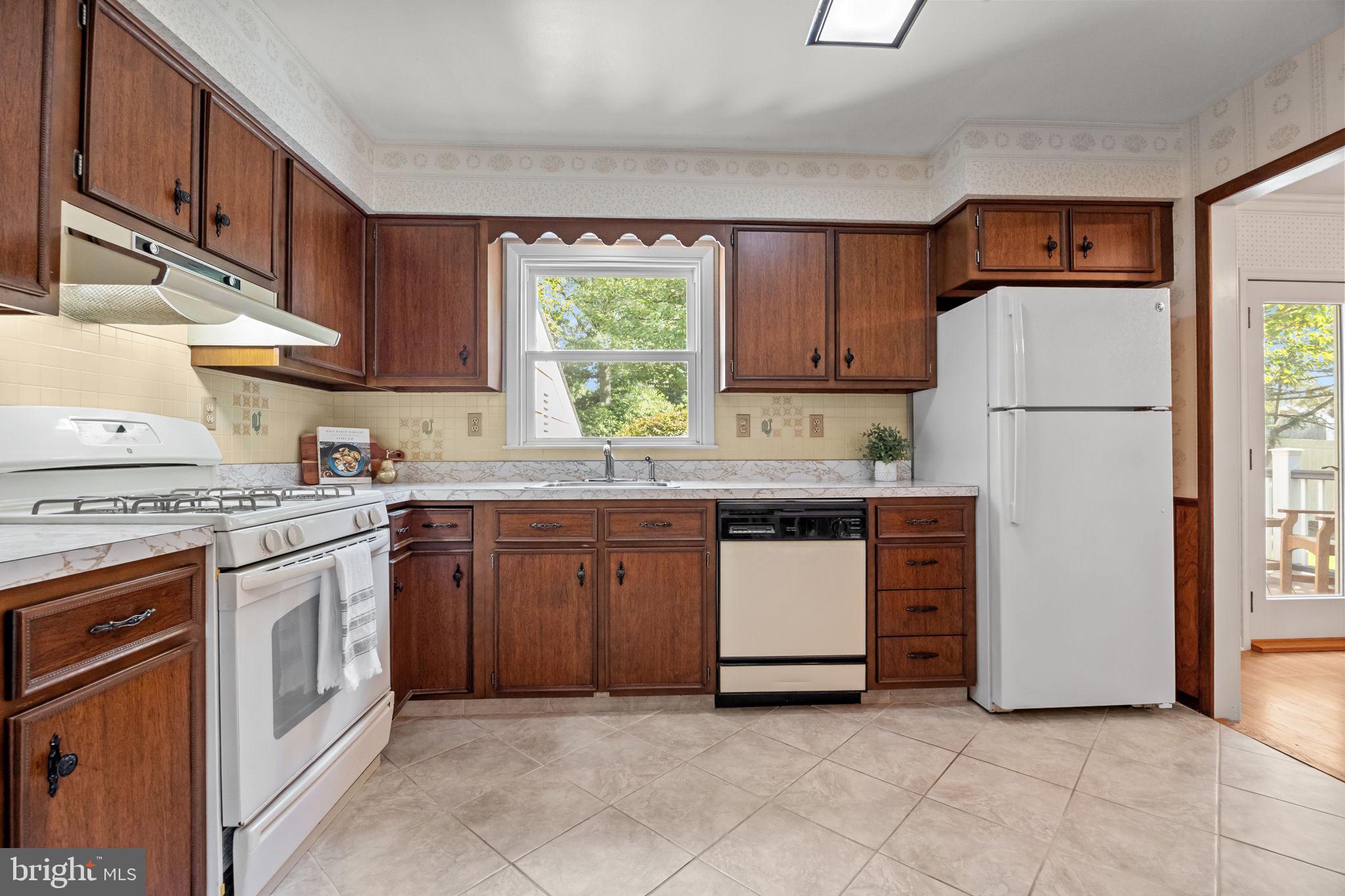 114 Highspire Road Richboro, PA 18954 - Photo 8 of 33 Gallery Image 8