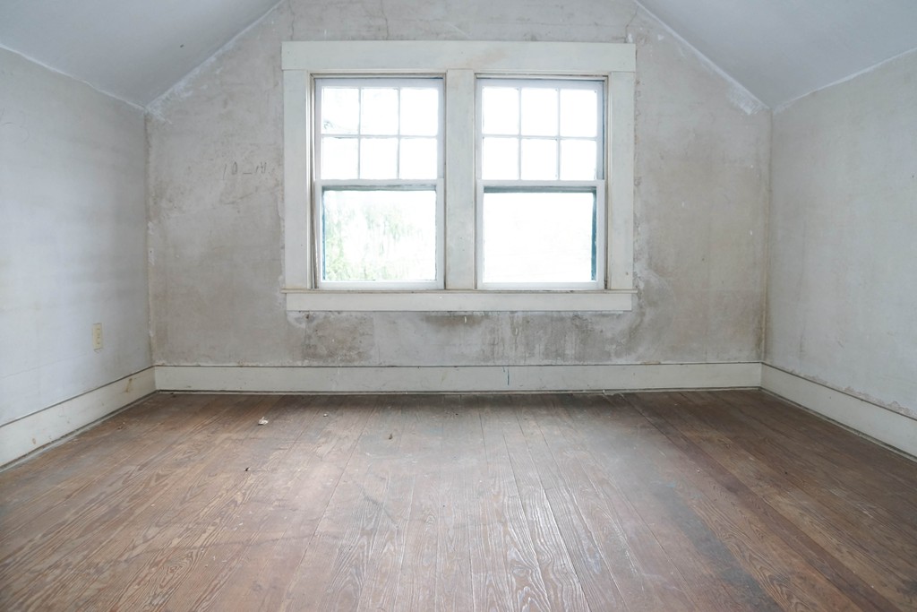 183 State Road Dartmouth, MA 02747 - Photo 19 of 22 Gallery Image 19