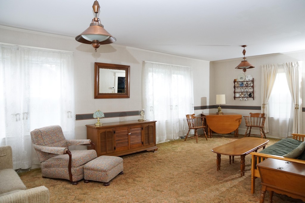 183 State Road Dartmouth, MA 02747 - Photo 8 of 22 Gallery Image 8