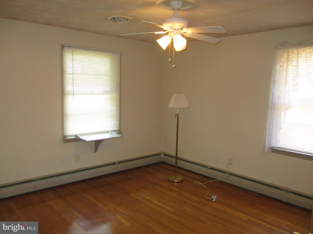 901 Hanover Road York, PA 17408 - Photo 18 of 43