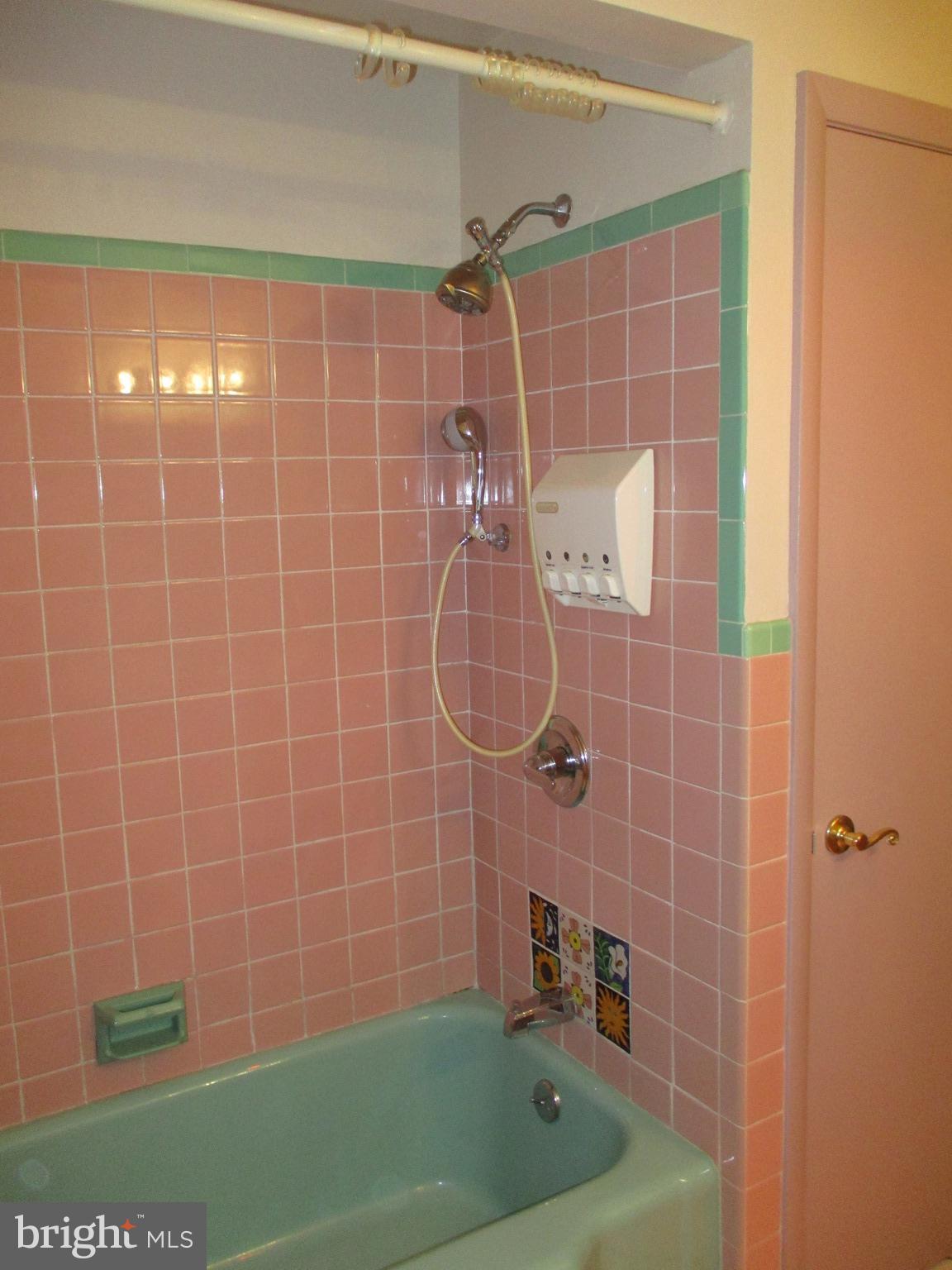 901 Hanover Road York, PA 17408 - Photo 22 of 43