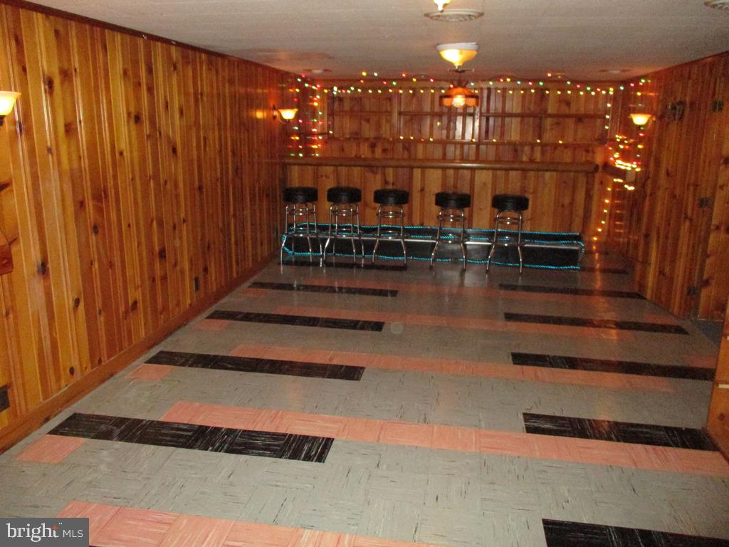 901 Hanover Road York, PA 17408 - Photo 25 of 43