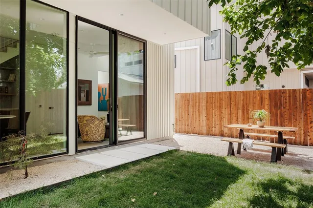 a front view of house with yard