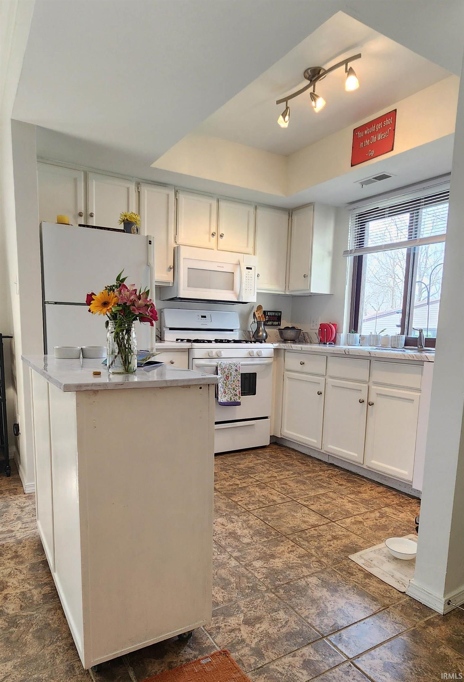 5066 Stellhorn Road Fort Wayne, IN 46815 - Photo 15 of 36