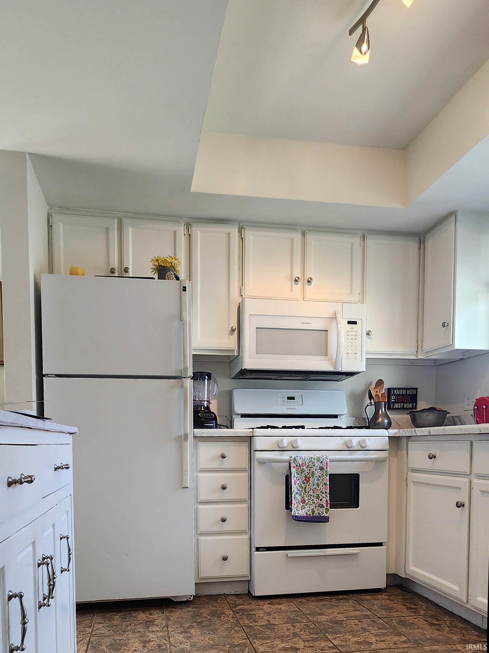 5066 Stellhorn Road Fort Wayne, IN 46815 - Photo 16 of 36