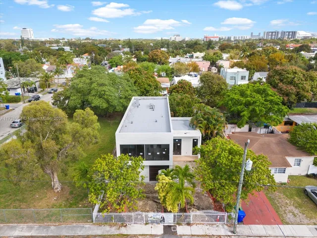 $2,400,000 | 2285 Southwest 17th Terrace, Miami, FL 33145