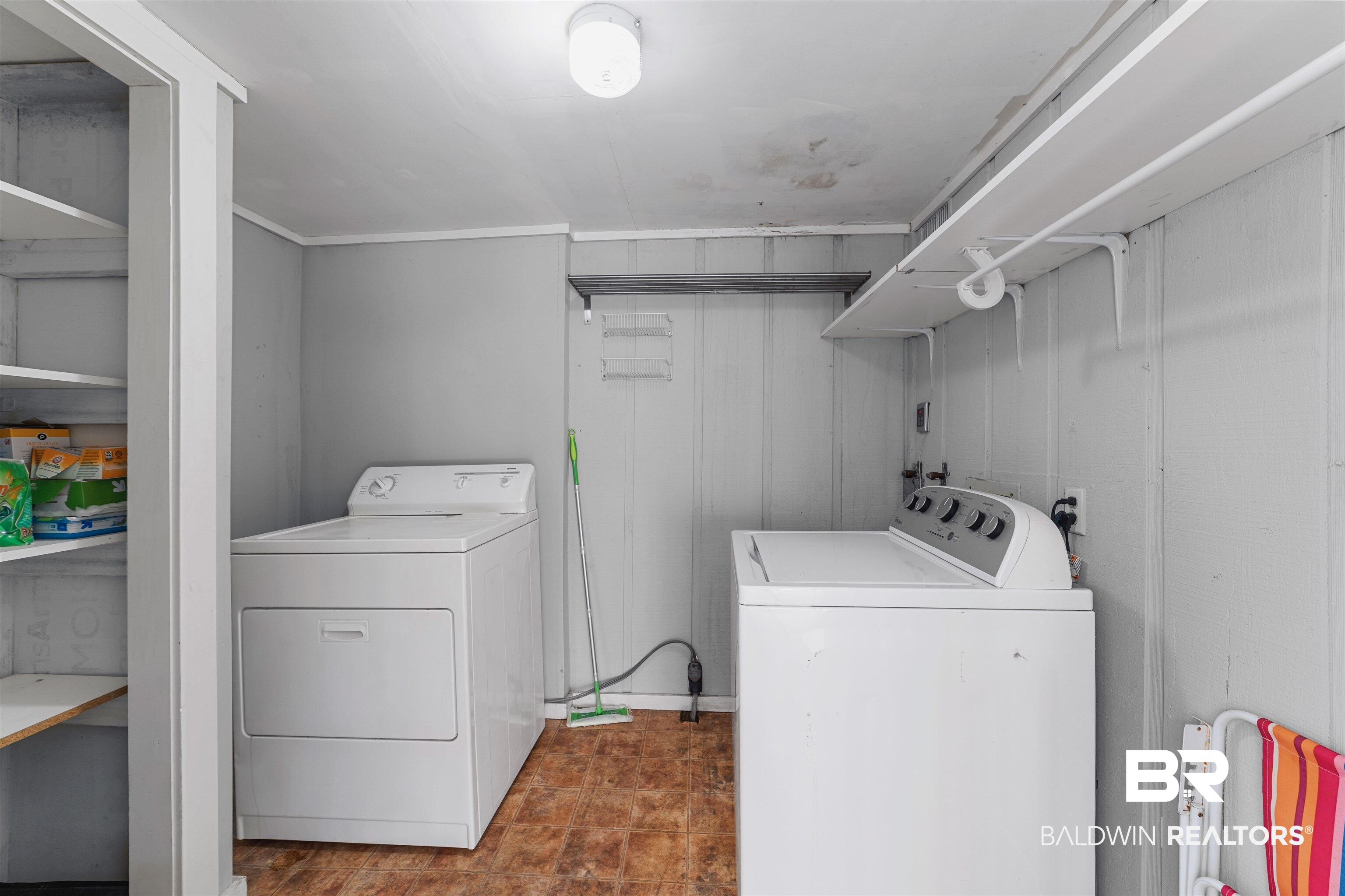6 Kirby Street Mobile, AL 36607 - Photo 30 of 38