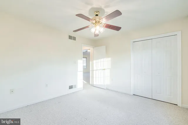 $2,500 | 68 Grace Avenue, Martinsburg, WV 25404