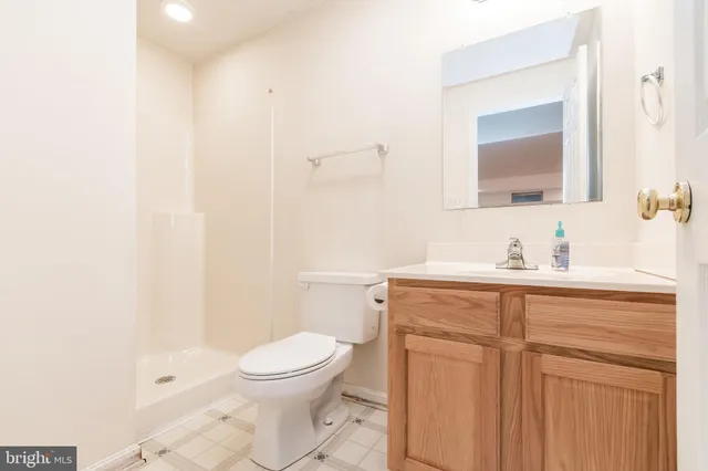 $2,500 | 68 Grace Avenue, Martinsburg, WV 25404