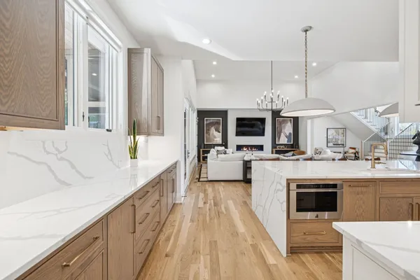 $5,295,590 | 1323 Harding Place, Nashville, TN 37215
