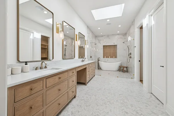 $5,295,590 | 1323 Harding Place, Nashville, TN 37215