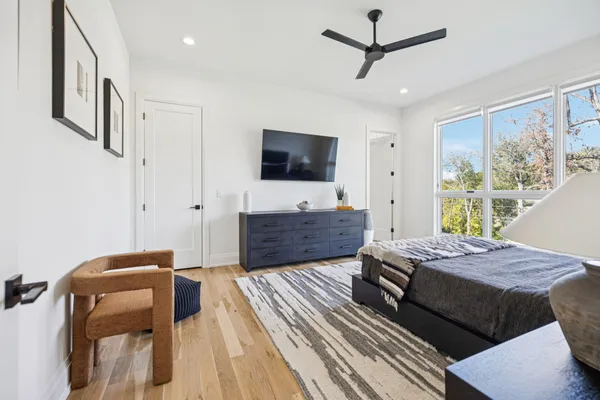 $5,295,590 | 1323 Harding Place, Nashville, TN 37215
