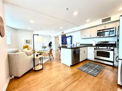 $1,188,000 | 687 South Coast Highway 101, Unit 308, Encinitas, CA 92024