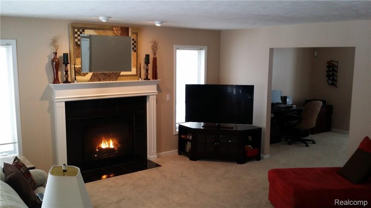3068 Ridley Way Howell, MI 48843 - Photo 2 of 57 20160121_130138.jpg