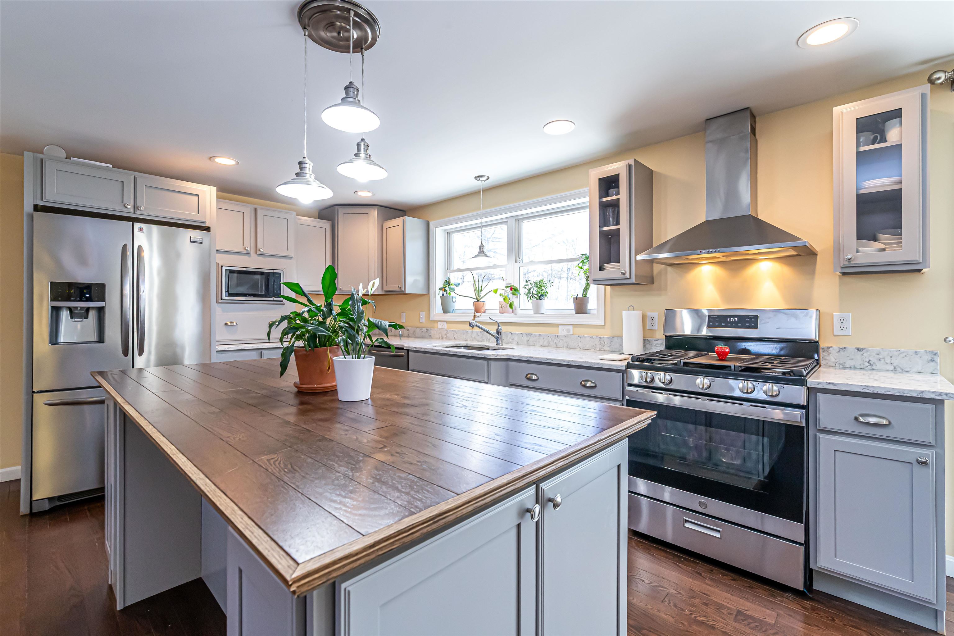 10 Little Falls Bridge Road Rochester, NH 03867 - Photo 5 of 53