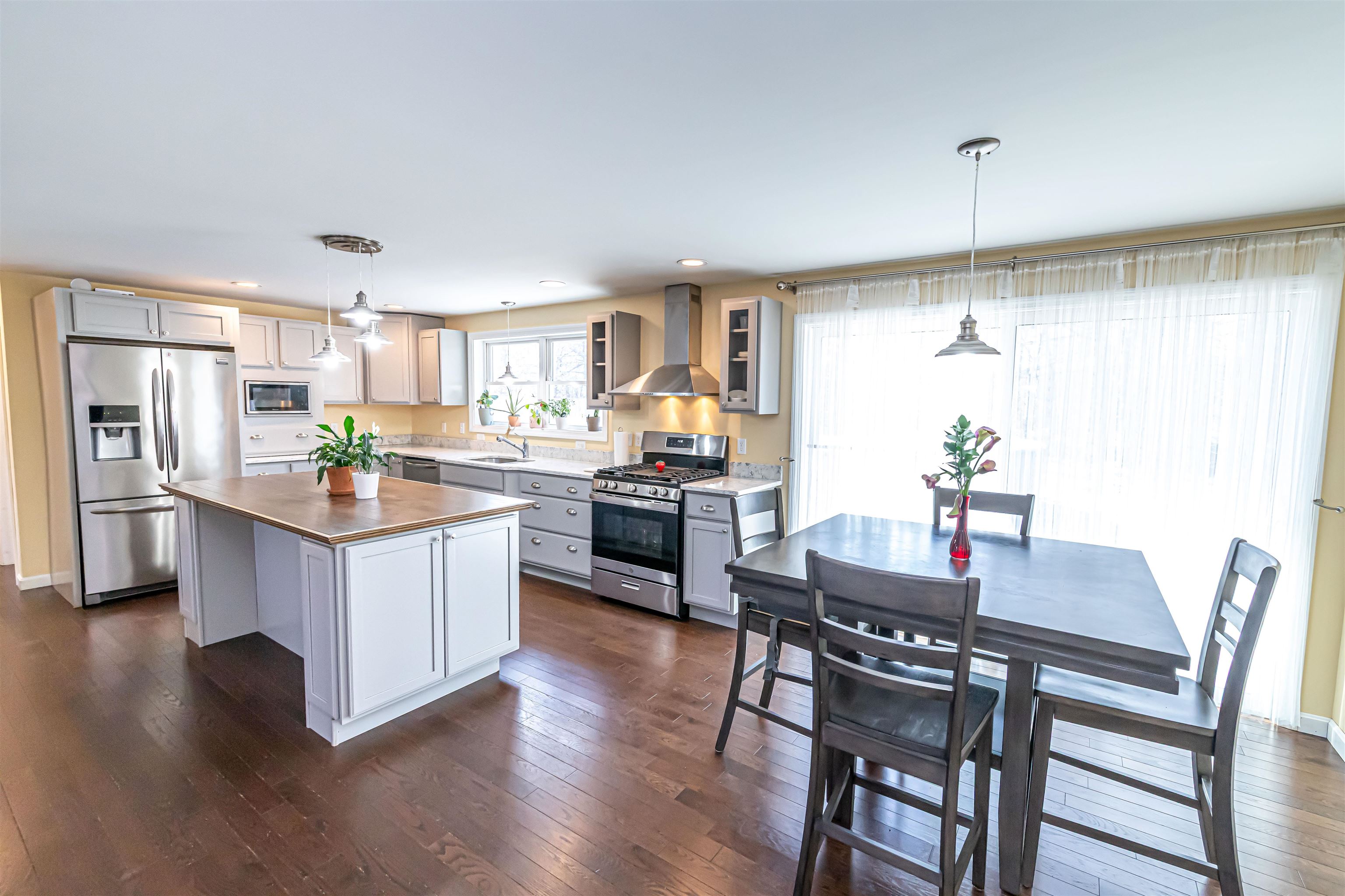 10 Little Falls Bridge Road Rochester, NH 03867 - Photo 7 of 53