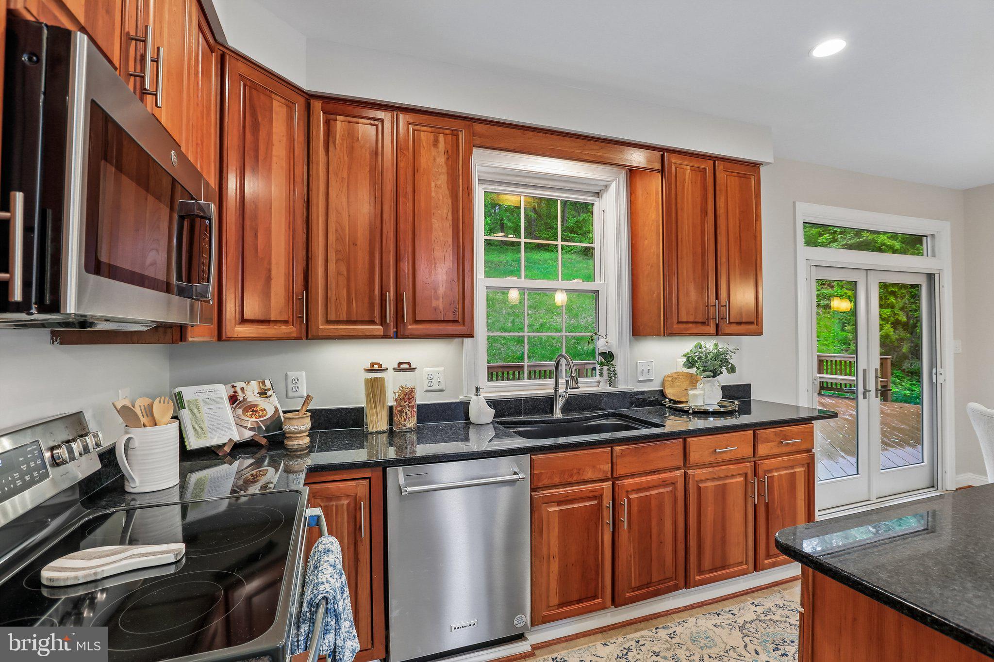 11612 Meeting House Road Myersville, MD 21773 - Photo 13 of 60 Kitchen