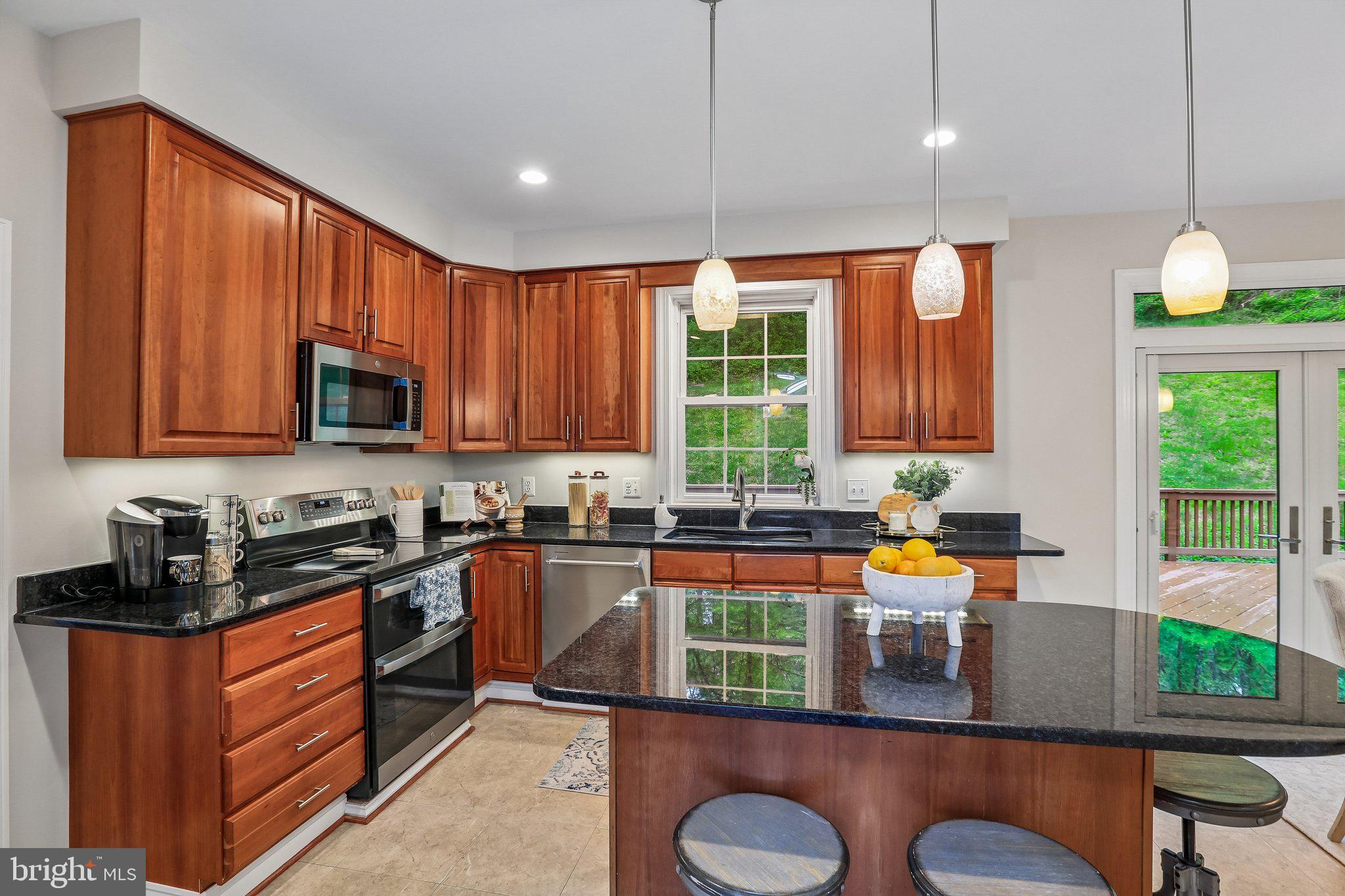 11612 Meeting House Road Myersville, MD 21773 - Photo 15 of 60 Kitchen