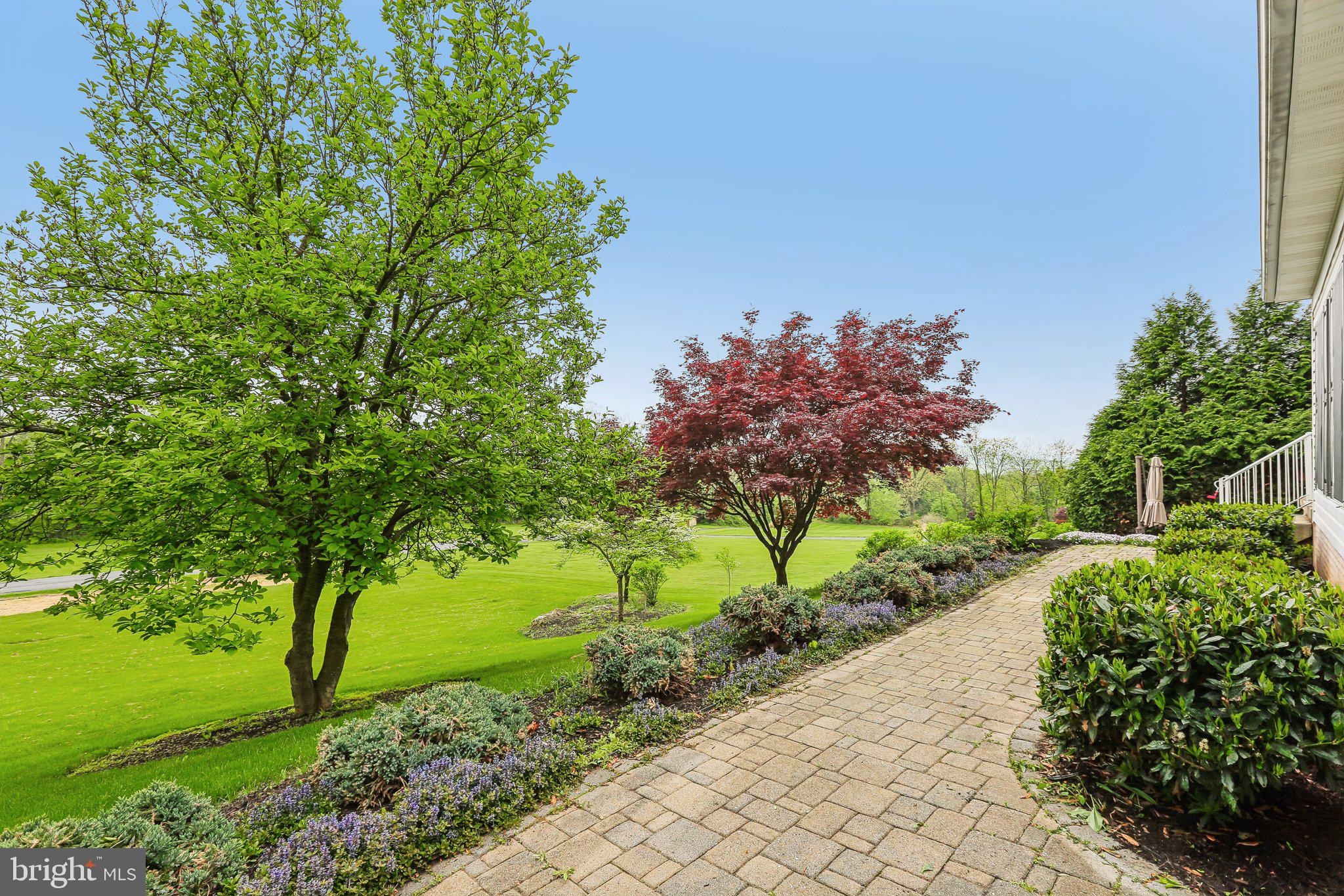 11612 Meeting House Road Myersville, MD 21773 - Photo 2 of 60 Front Walkway