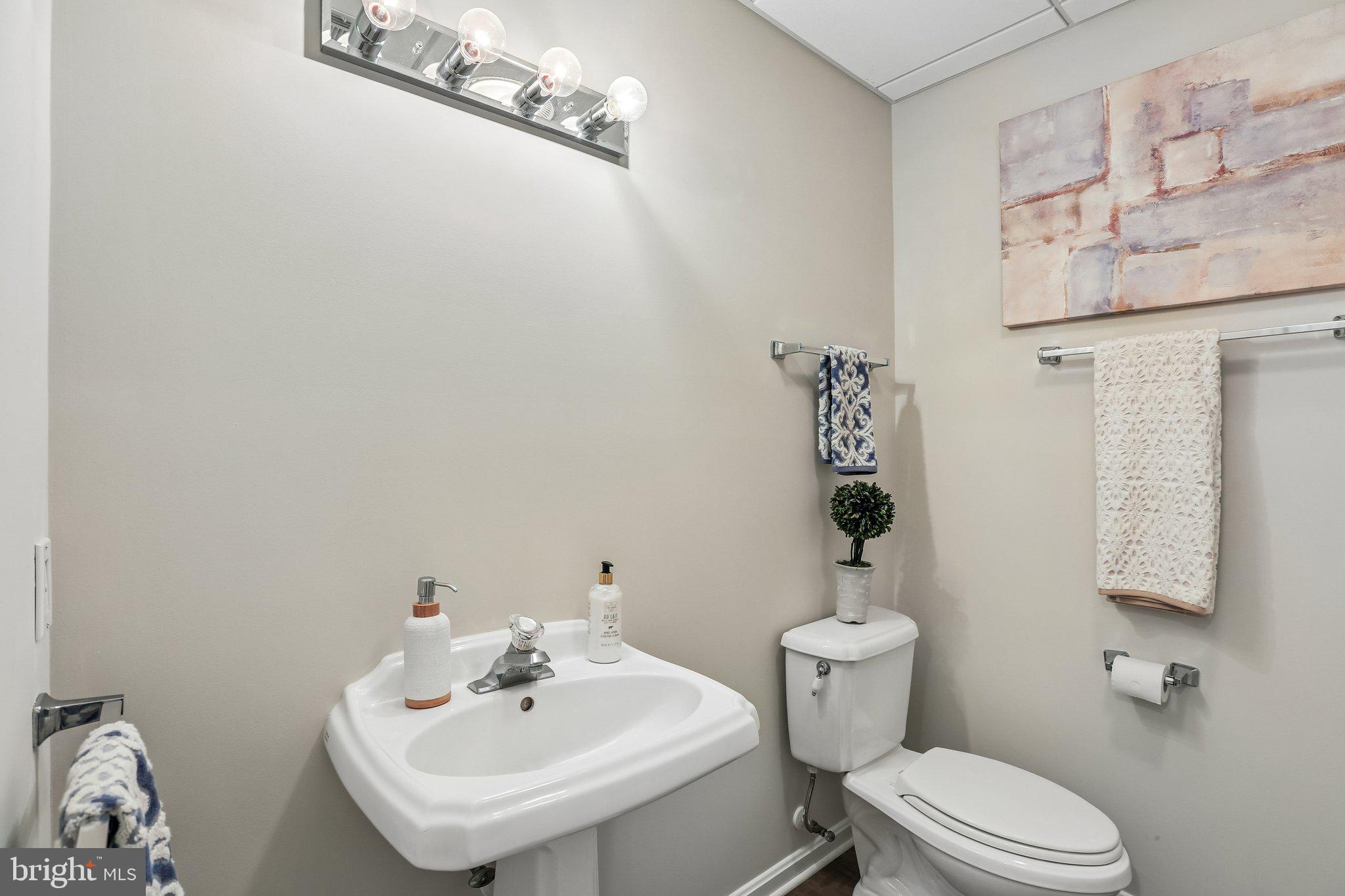 11612 Meeting House Road Myersville, MD 21773 - Photo 40 of 60 Lower Level full bath