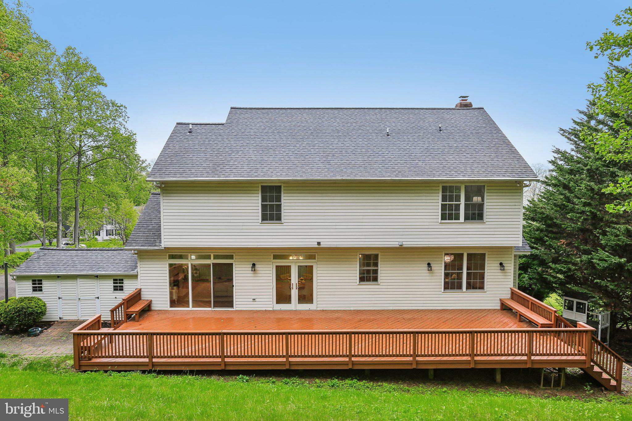 11612 Meeting House Road Myersville, MD 21773 - Photo 44 of 60 Rear Deck