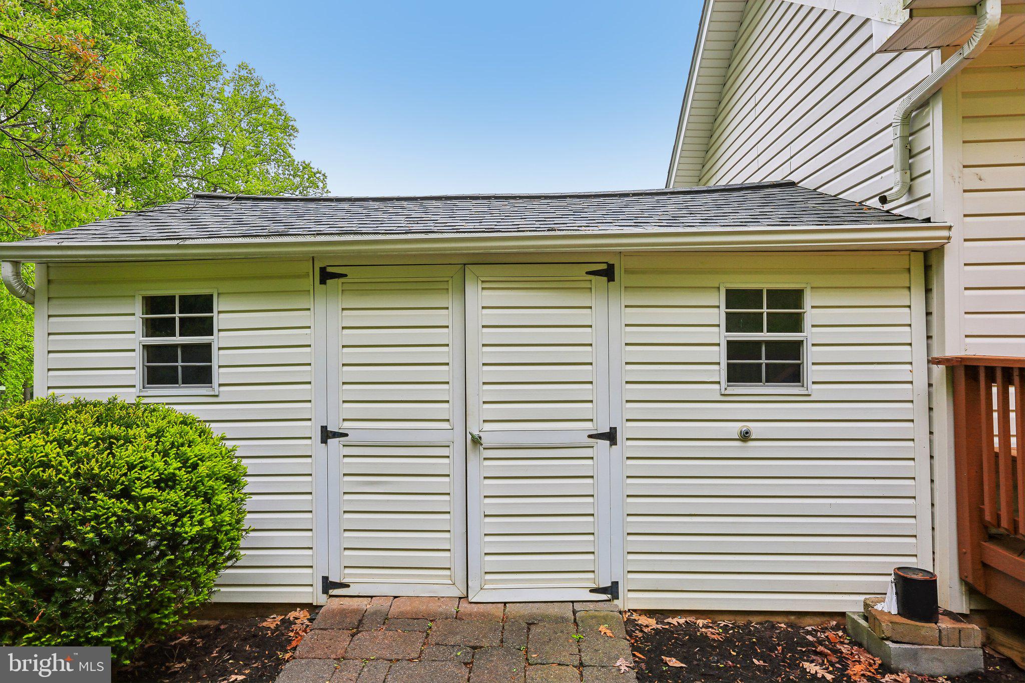 11612 Meeting House Road Myersville, MD 21773 - Photo 49 of 60 Shed